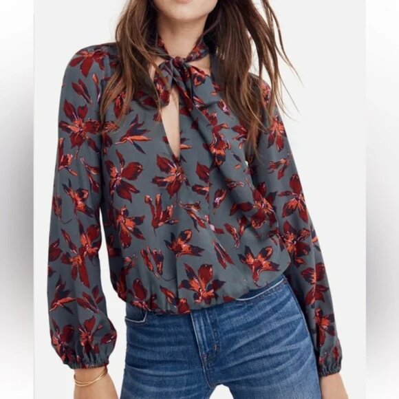 Madewell Silk Floral Tie Neck Faux Wrap Top in Bridgette Architect Green Small - Picture 2 of 10